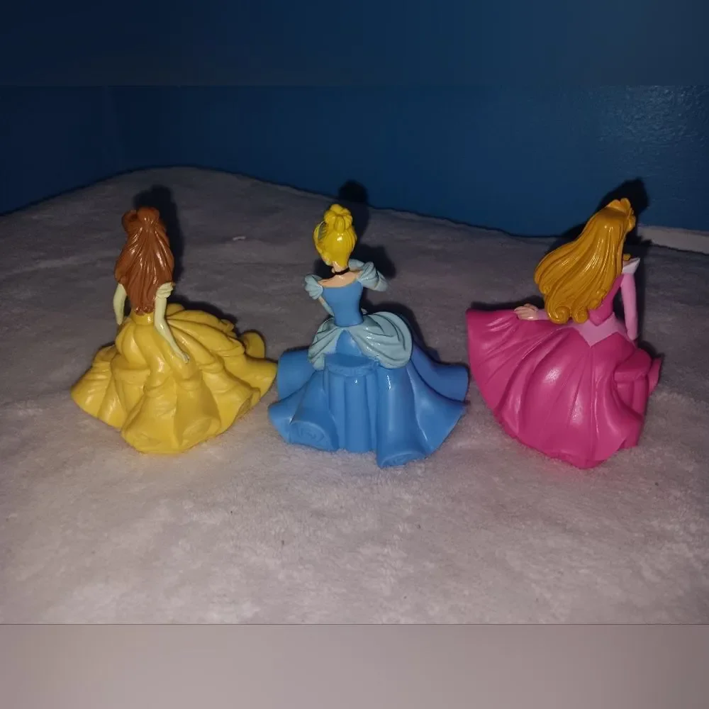 Disney Deco Pac, Inc 10/23 Cake Toppers Pre-owned